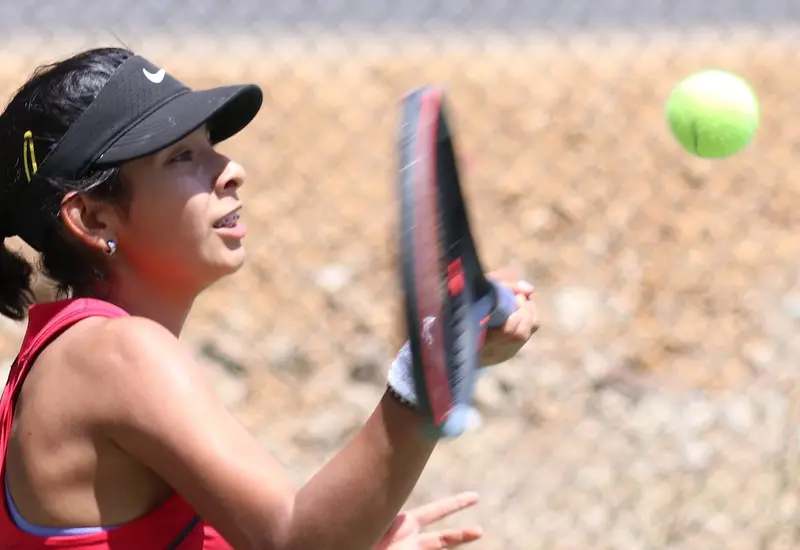 Habrá tenis infantil y juvenil a finales de este mes