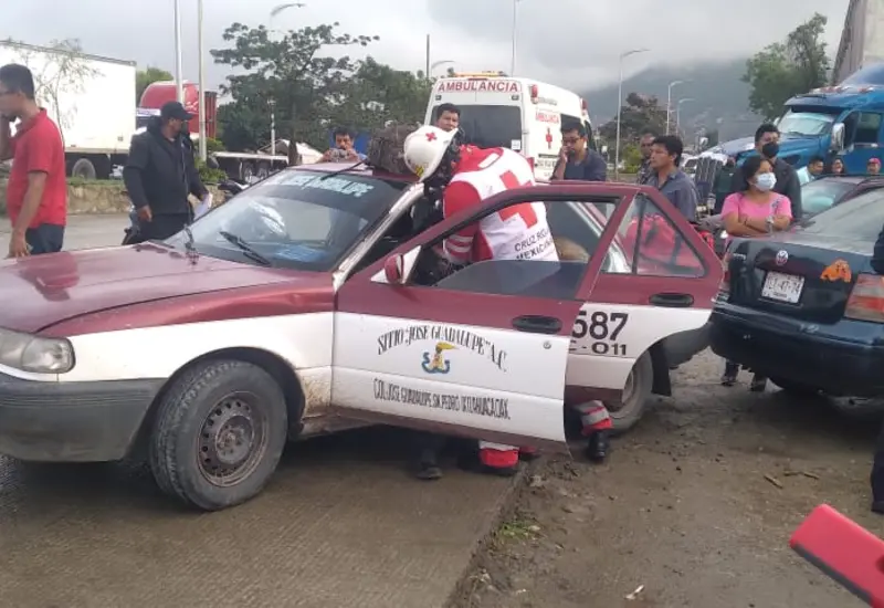 accidente-taxi