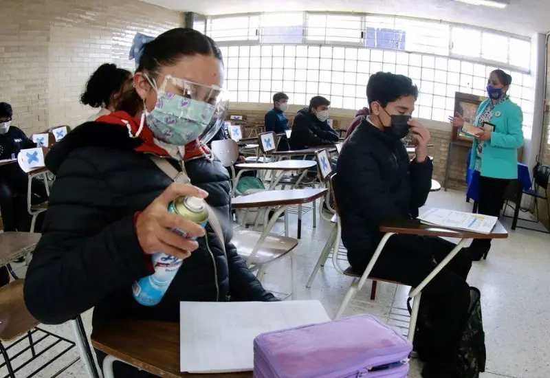 estudiante_en_aula