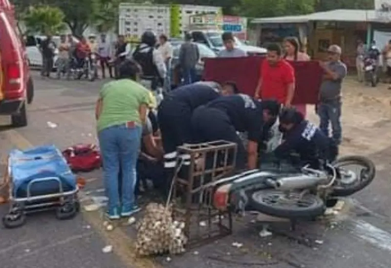 Los dos conductores resultaron con lesiones graves.