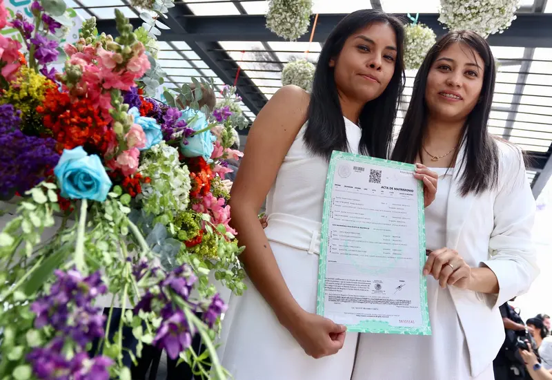 pareja_de_mujeres