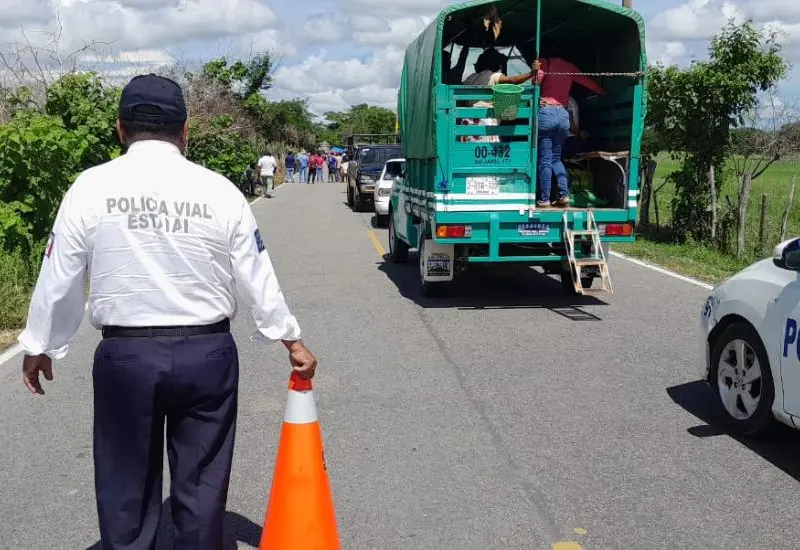policías_en_carretera