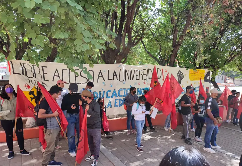 estudiantes-protesta 