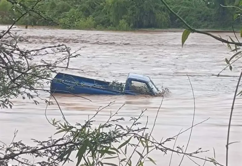 rio-arrastra-camioneta