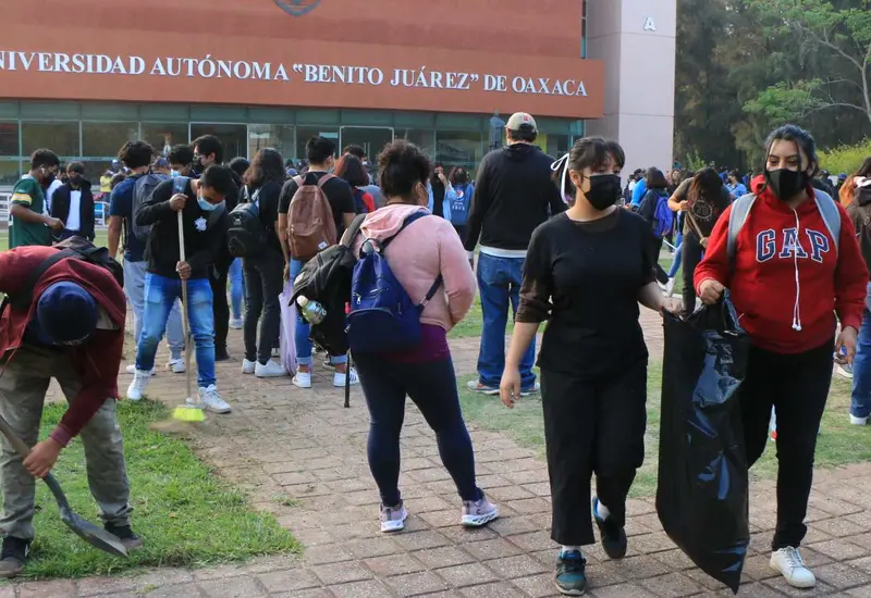 uabjo-estudiantes