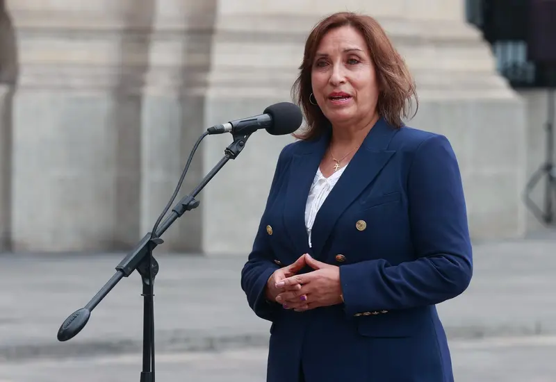  Dina Boluarte
