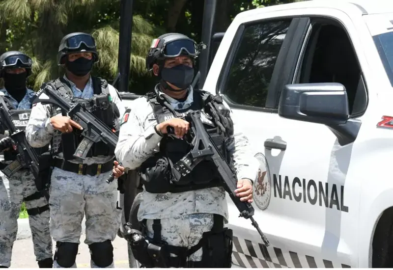 El operativo se realiza con estricto apego al estado de derecho y con pleno respeto a los derechos humanos, Io que permite contribuir a la recuperación de la paz y seguridad de la población civil.