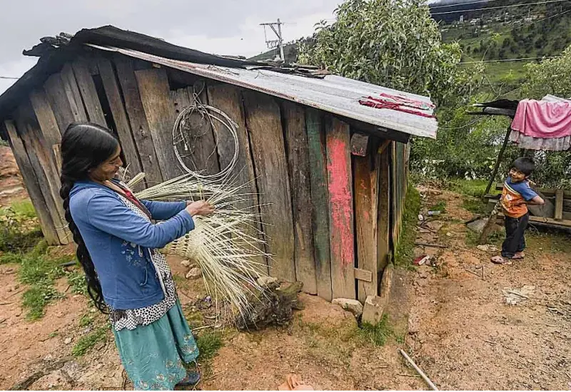 De las 5 mil 234 localidades clasificadas en algún rango de pobreza, mil 68 registraron 80% o más de su población en pobreza extrema.