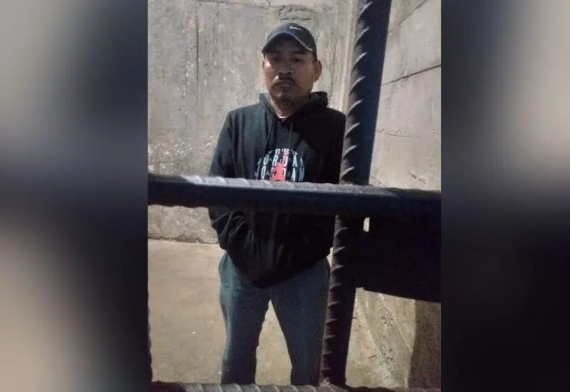 policia_retenido