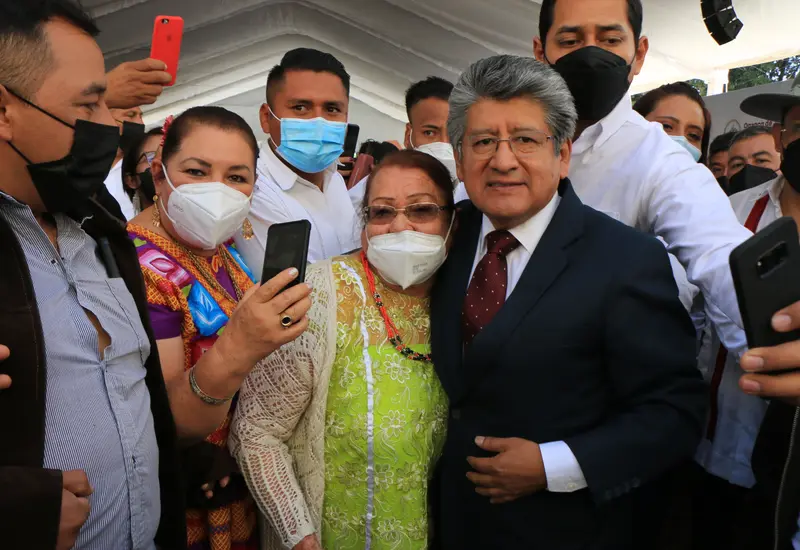 Organizaciones sociales señalan que confían plenamente en Francisco Martínez Neri debido a su trayectoria limpia.