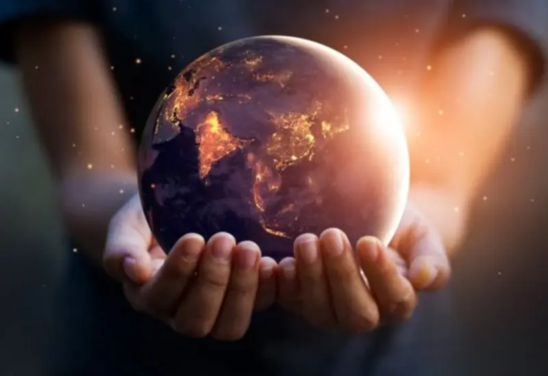 Prevén que en 10 años, más o menos 2031 o 2032, estaríamos llegando a ese punto (1.5°C)”.