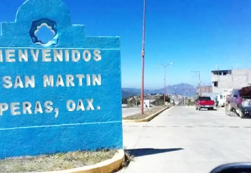 detienen-a-autoridades-de-san-martin-peras-al-invadir-terrenos 