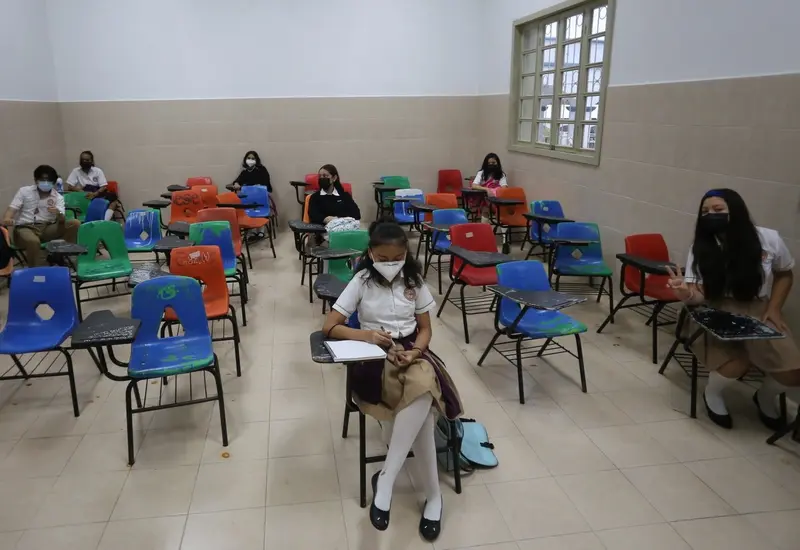 Estudiantes-en-clase