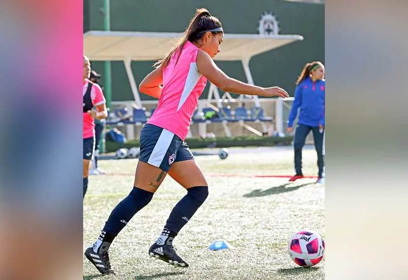 Eleisa-Santos-convocada-por-el-cruz-azul 