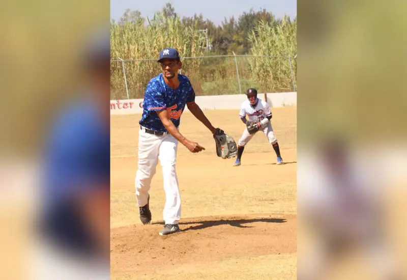 jaime-jugando-beisbol