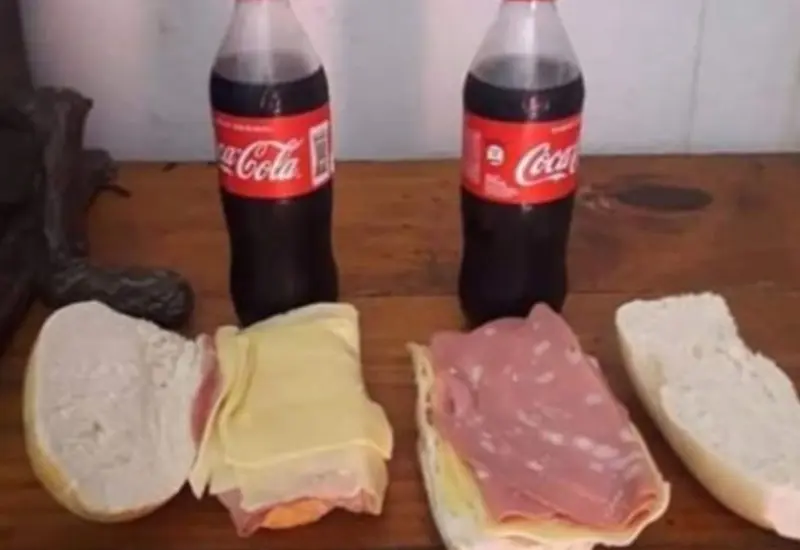 Tortas y refrescos. 