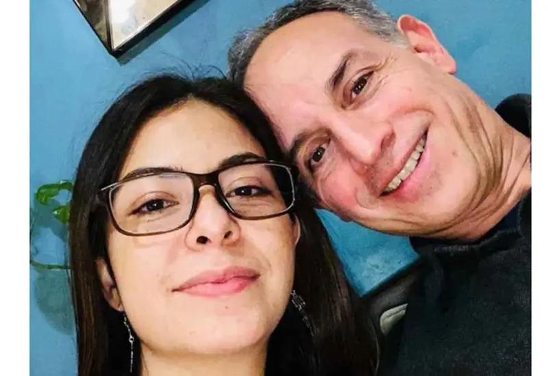 Se trata del segundo hijo de López-Gatell, puesto que también es padre del niño Francesc, de 11 años, a quien procreó con su primer esposa Arantxa Colchero Aragonés.