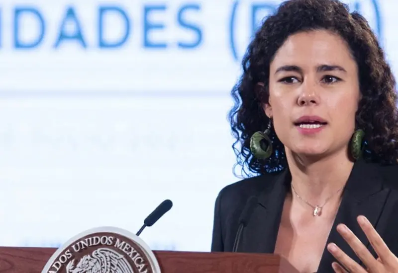 Luisa María Alcalde