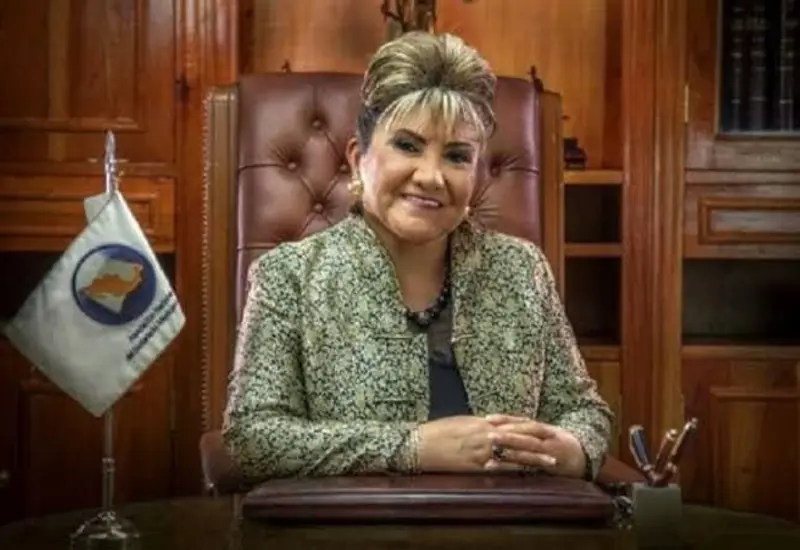 presidenta_colegio_de_notarios