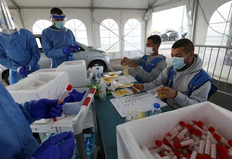 Existe preocupación en los médicos por si la mezcla de ambos virus pudiera provocar una enfermedad de mayor gravedad.