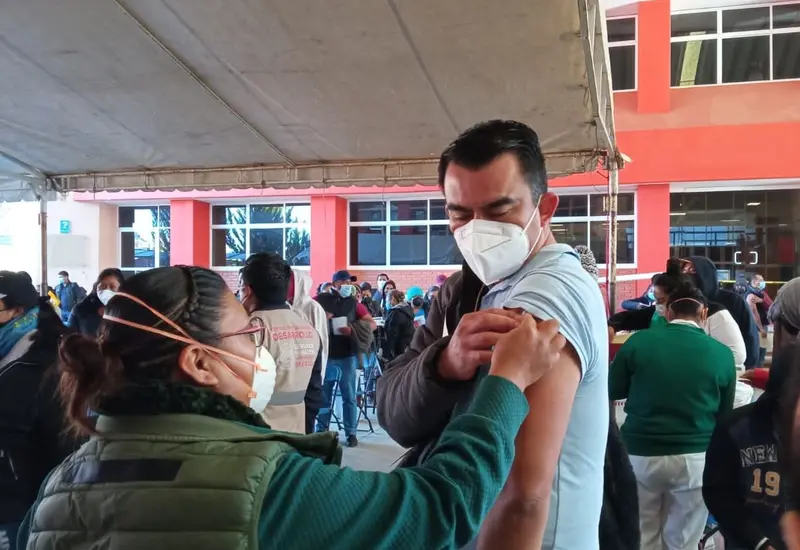 Vacunación anti-COVID 