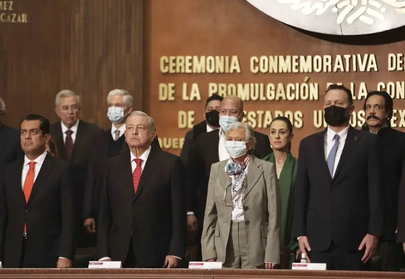 amlo-durante-ceremonia-de-la-constitucion