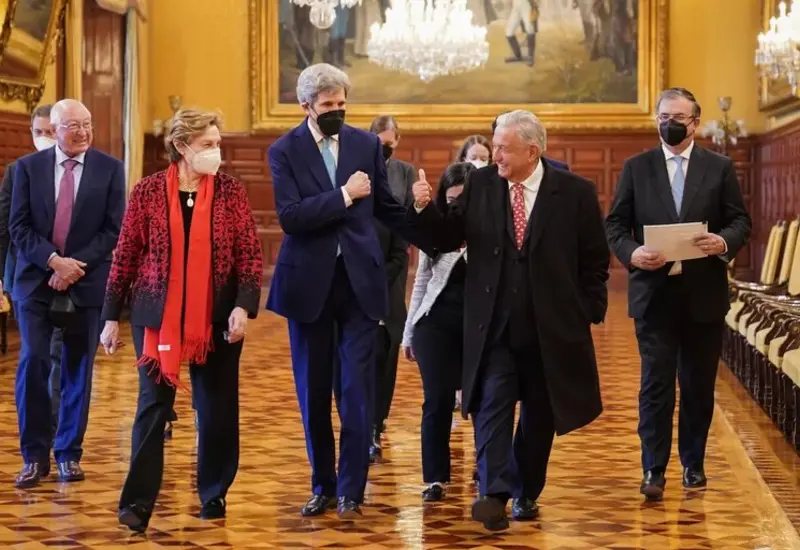 amlo-y-kerry