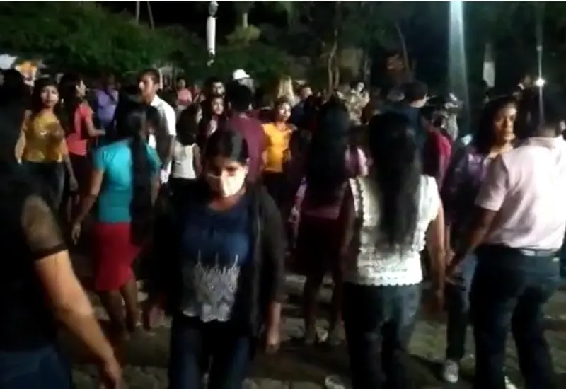 en-lochixa-hacen-baile-popular-pese-a-covid
