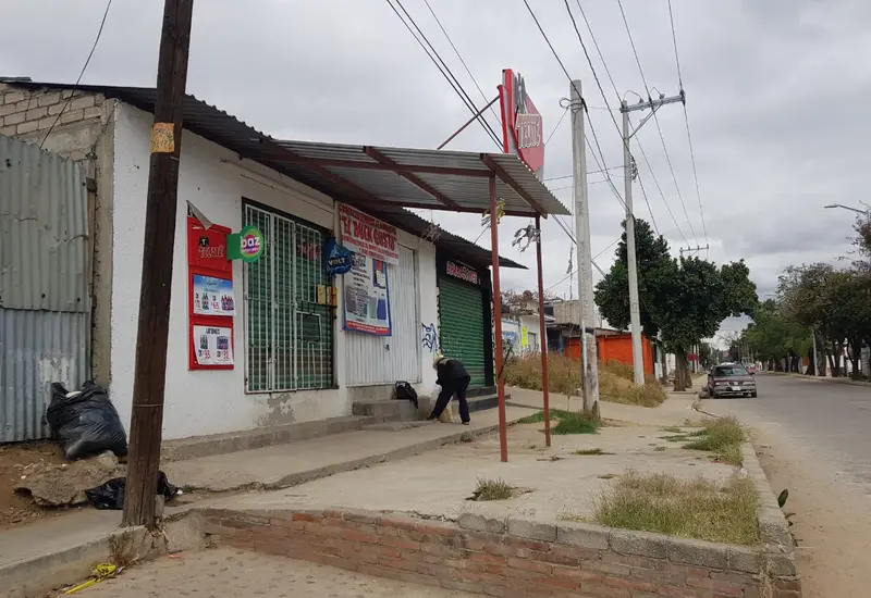 bar