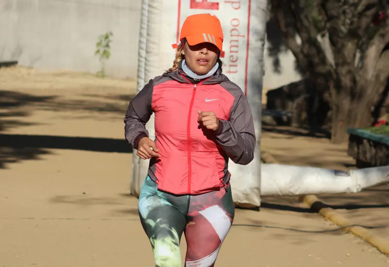 mujer-corriendo
