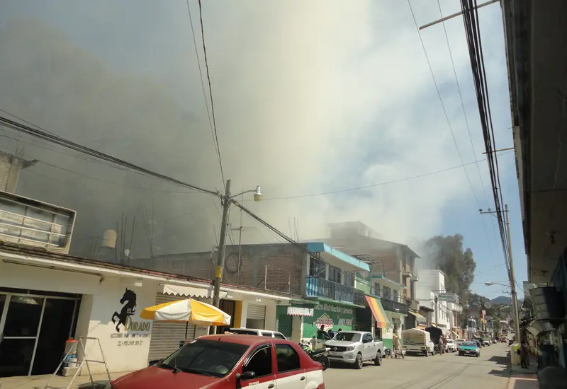 incendio-en-calle