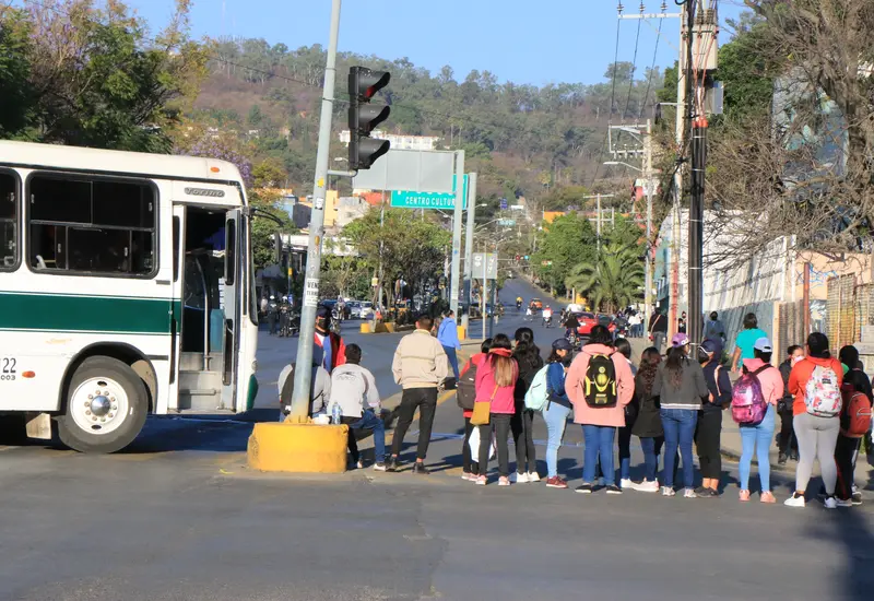 normalistas_protestando