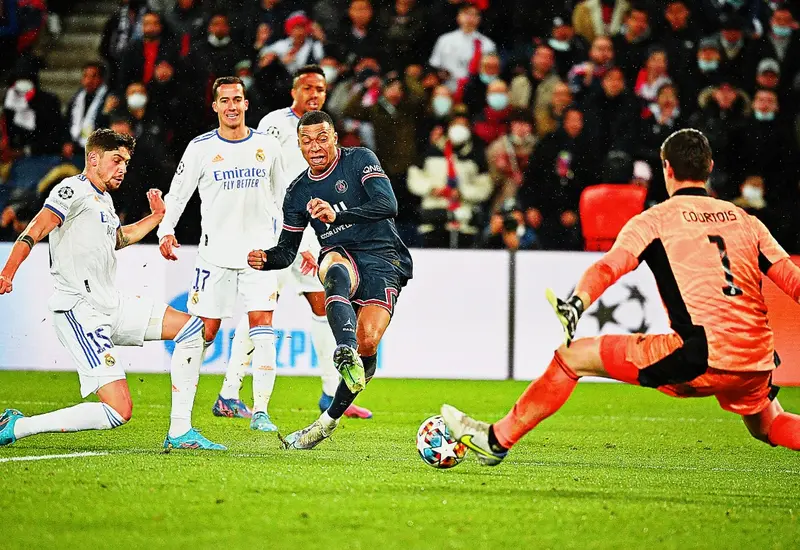 mbappe-pateando-balon