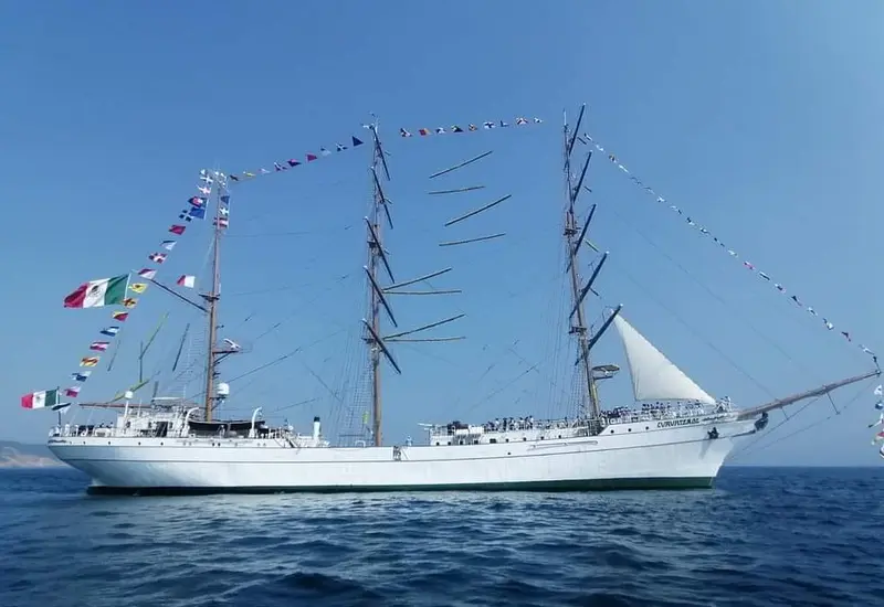 barco-en-mar