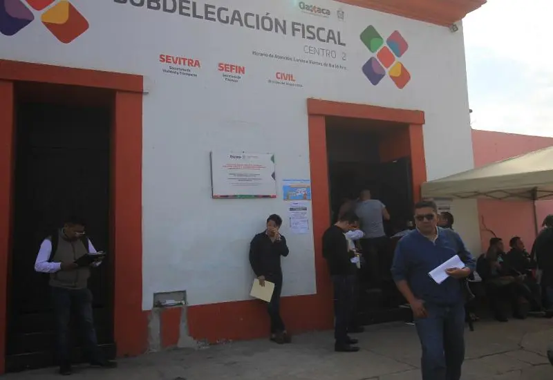 gente-esperando 