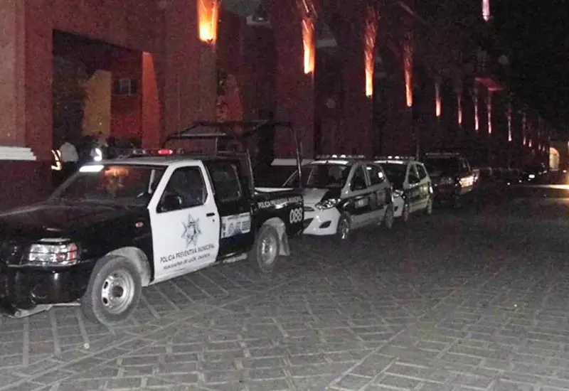 detenido_por_agredir_a_policia