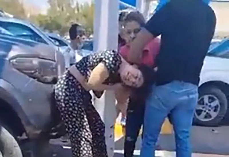 Riña