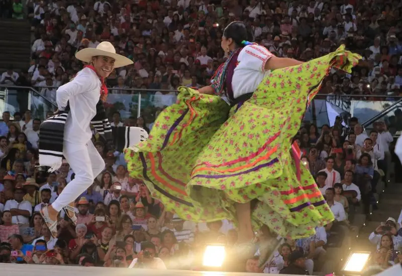 pareja_bailando