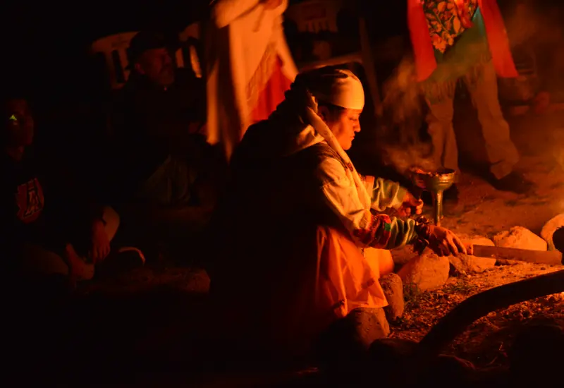 ritual_niños_santos