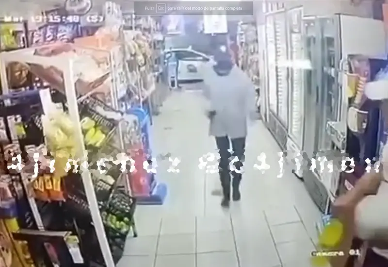 Ultiman a comerciante