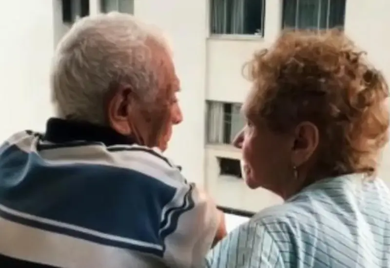 pareja-de-abuelitos