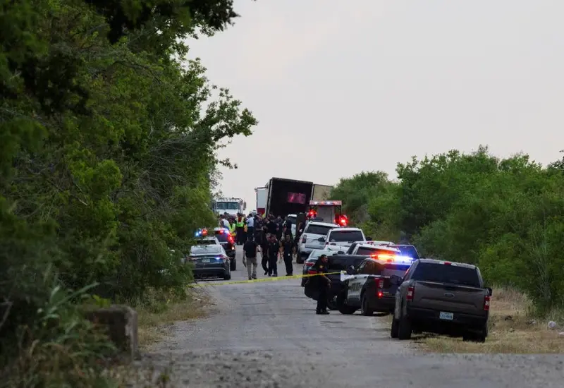 tráiler_con_migrantes