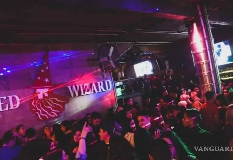 Bar Green Witch