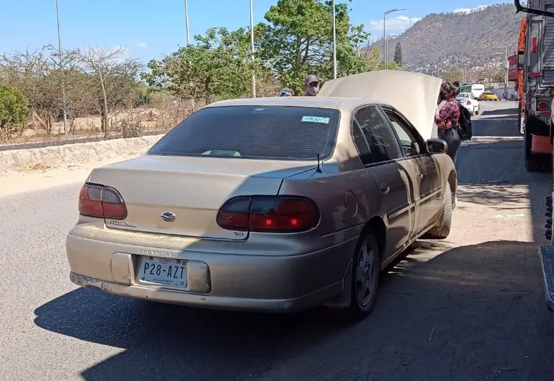 auto-con-placas-robadas