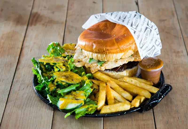 Hamburguesa_con_papas