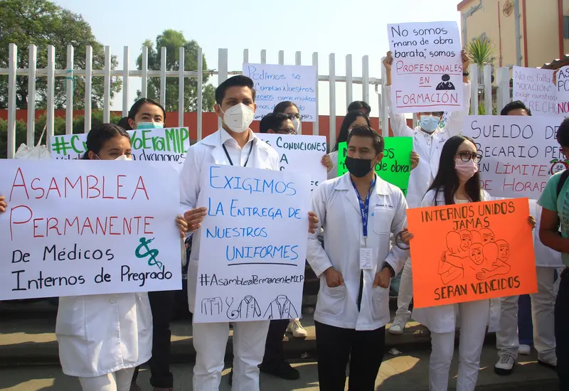 médicos_protestando