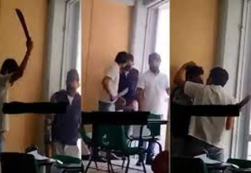 Riña de alumnos