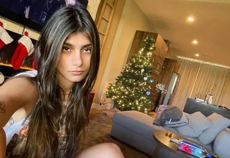 En Twitter Mia Khalifa escribió: “Qué federación de imbécil… pensó que darle a Qatar un Mundial no sería exactamente así”