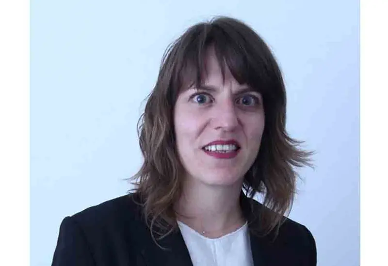 Daniela Tarazona es autora de “El animal sobre la piedra” y “El Beso de la liebre”. 