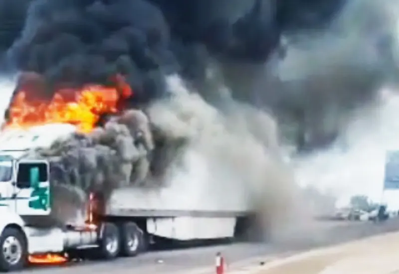 trailer_incendiado